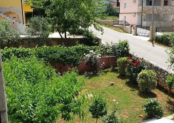 Apartament With A - C In Dobrinj-insel Krk 53471 Dobrinj